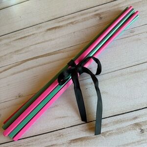 Sale 3/$15❣️Melamine Chopsticks in Pink and Turquoise Set of 4